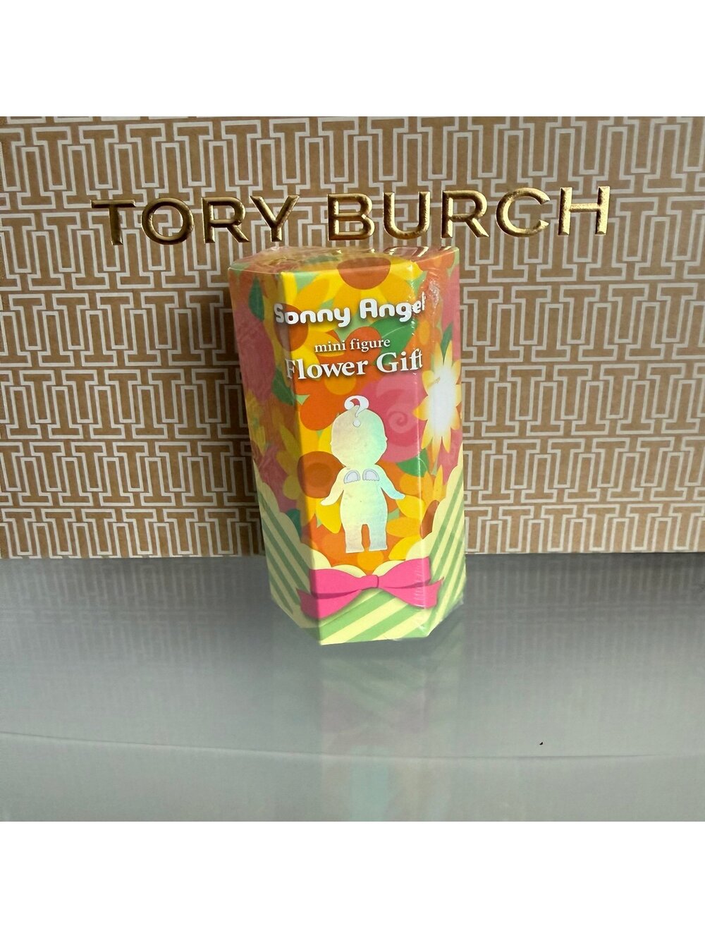 Sonny Angeles Flower Gift Series